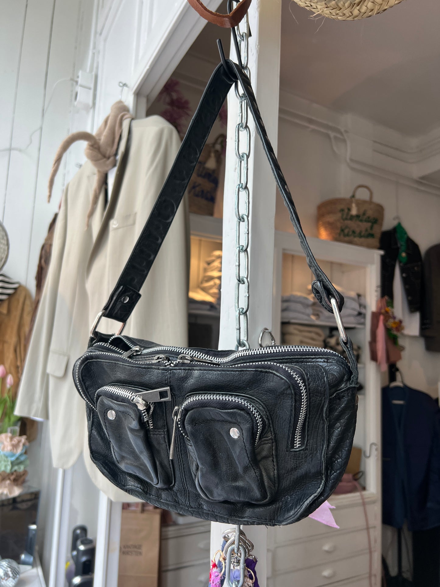 Leren nunoo bag zwart