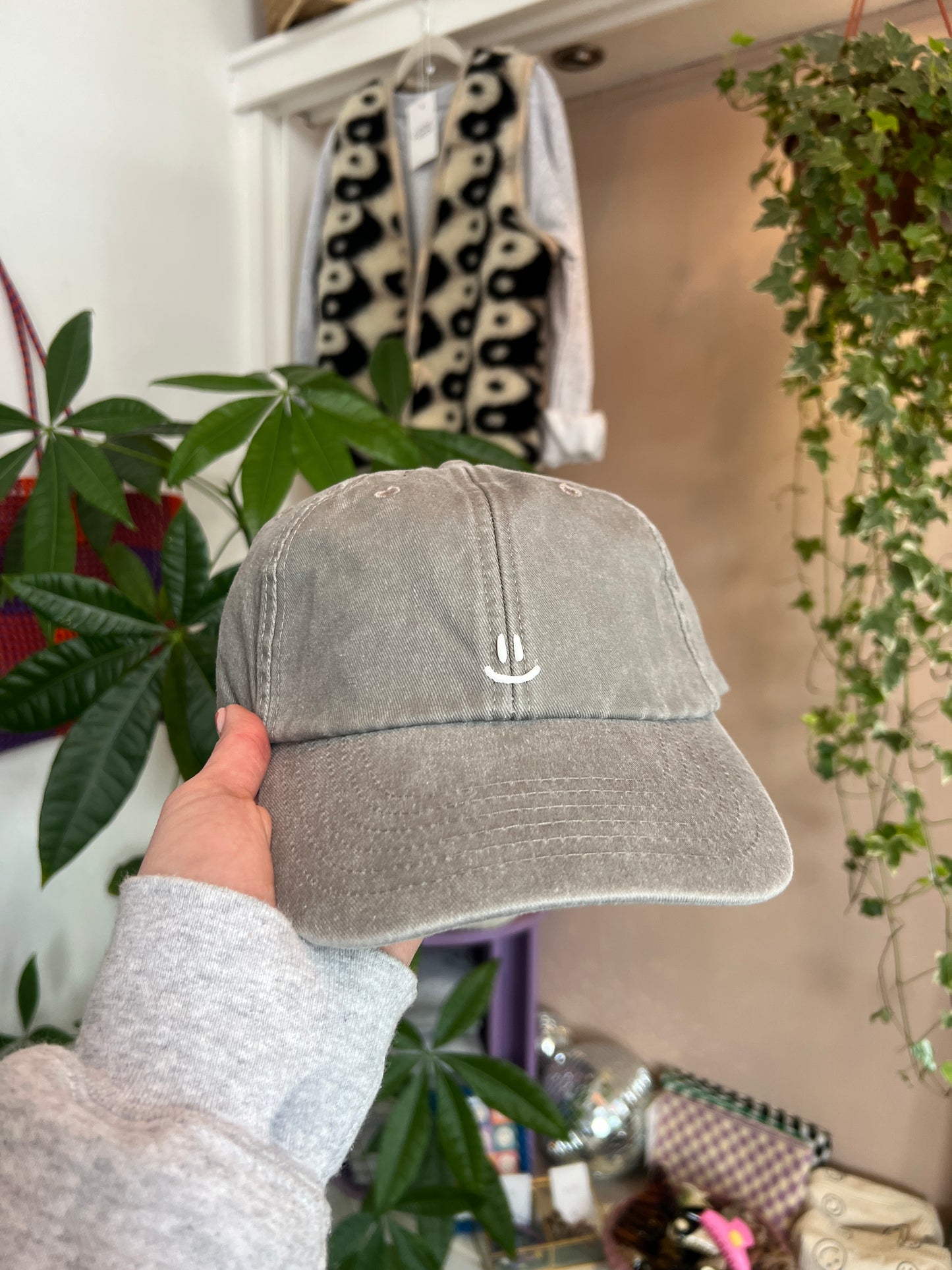 Smiley cap