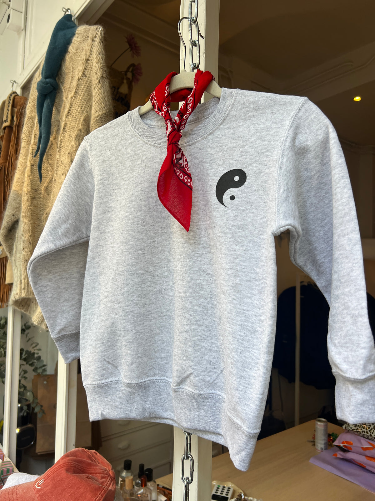 Vintage Kirsten yin yang kids trui