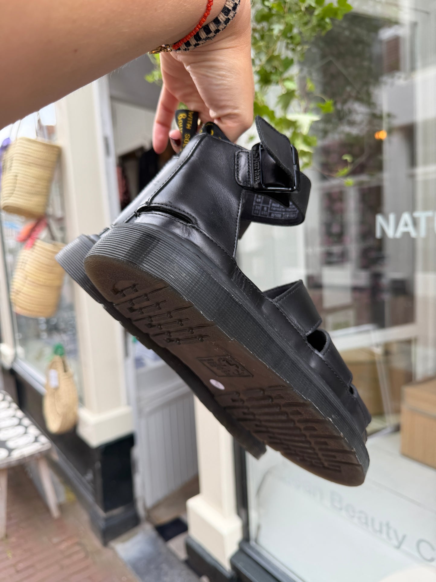 Dr martens sandalen