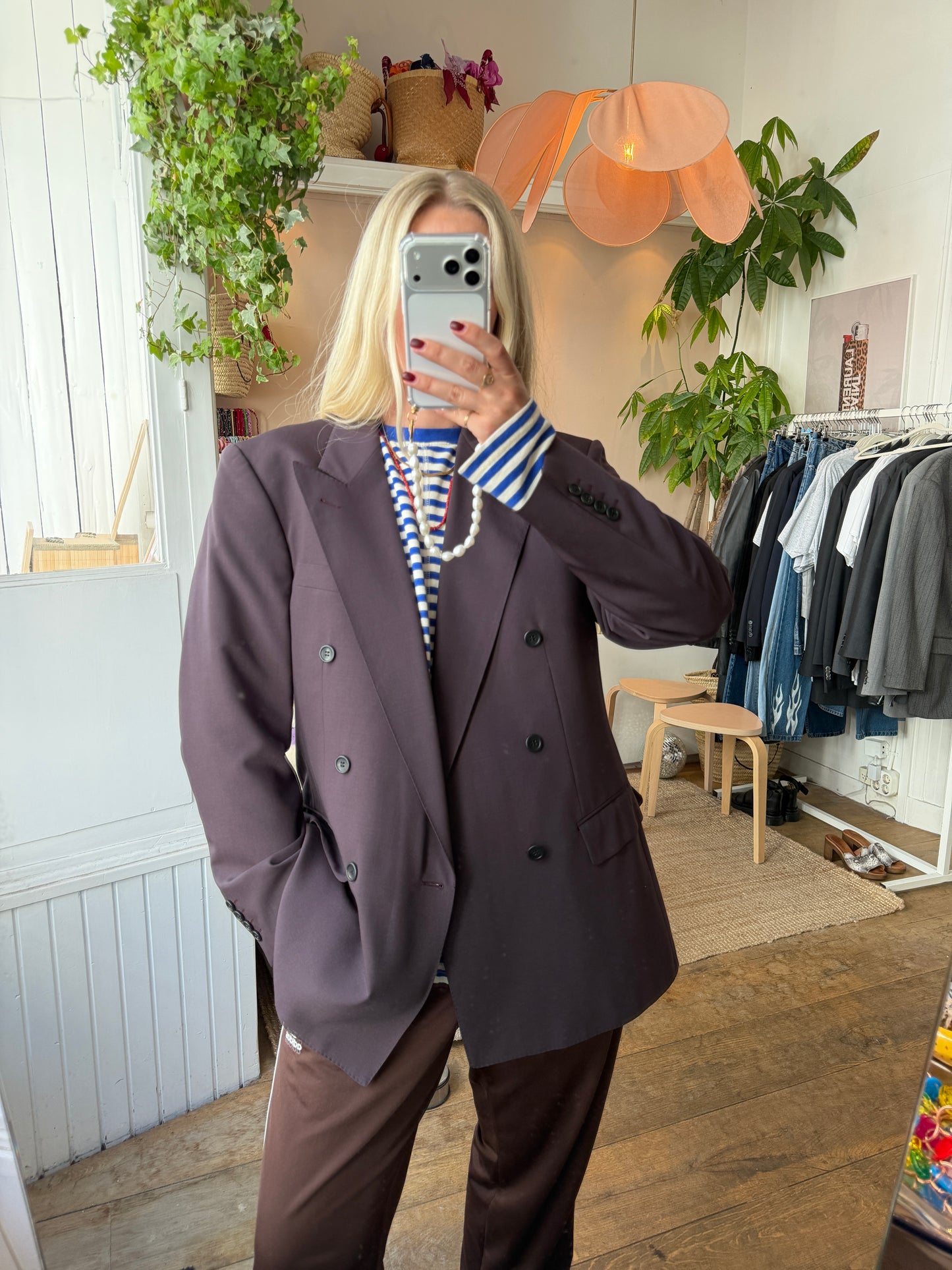 Vintage oversized double breasted aubergine blazer