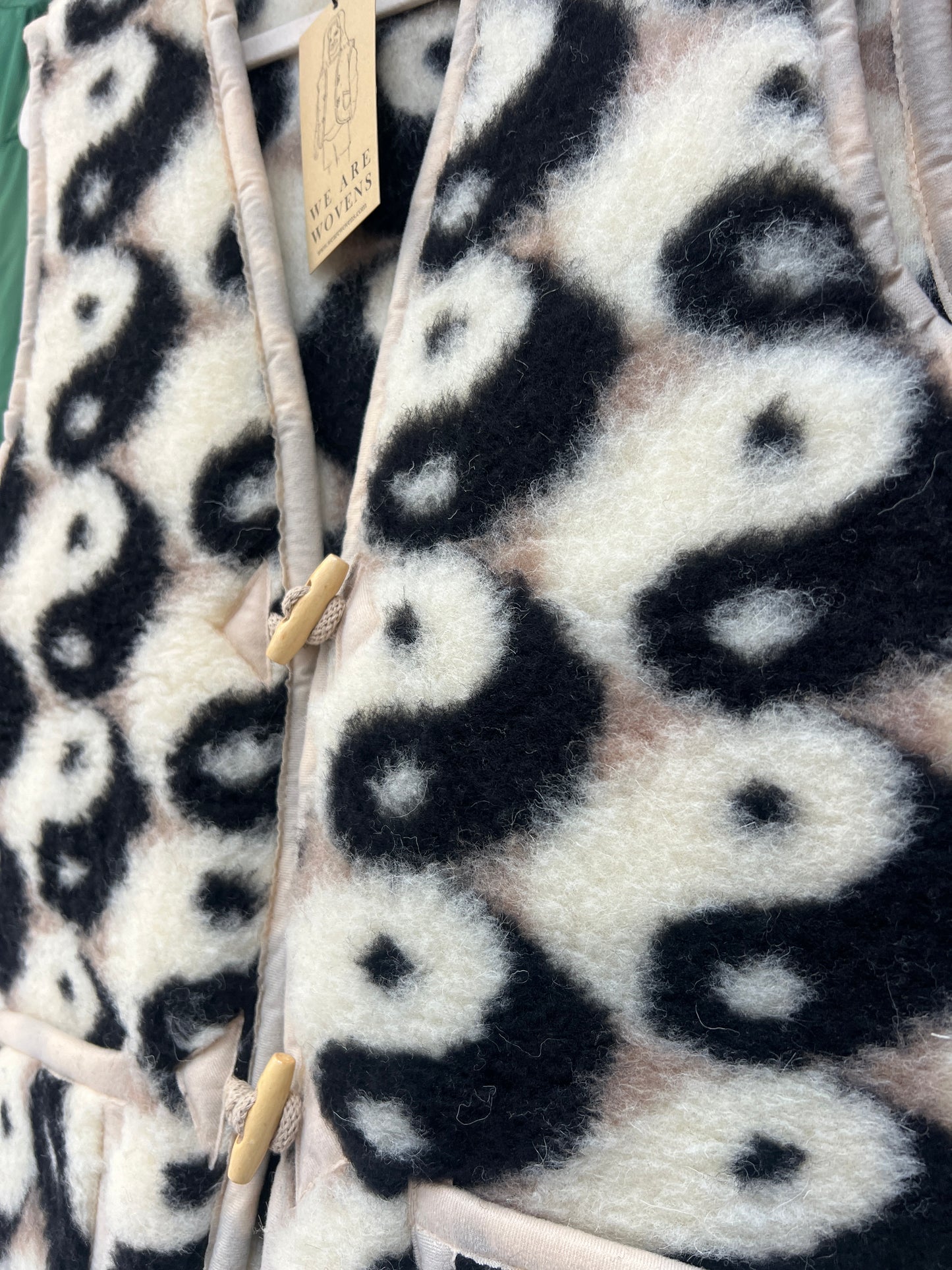 Yin yang wollen bodywarmer