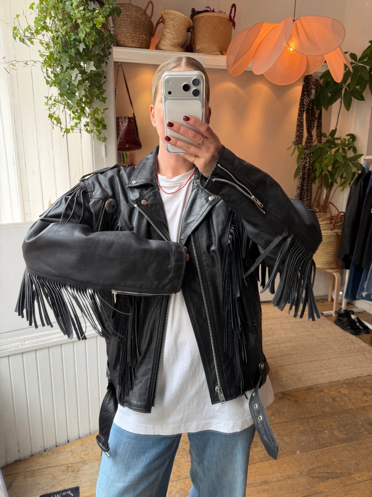 Vintage leather fringe jack black