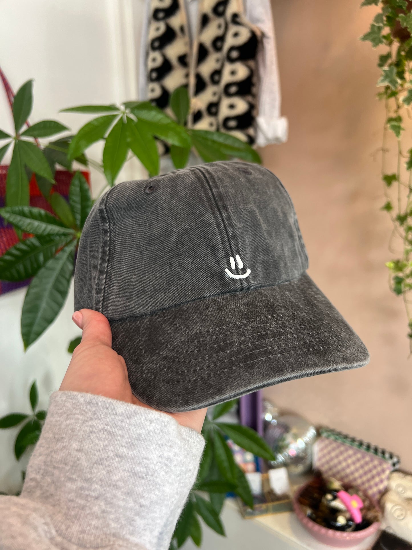 Smiley cap