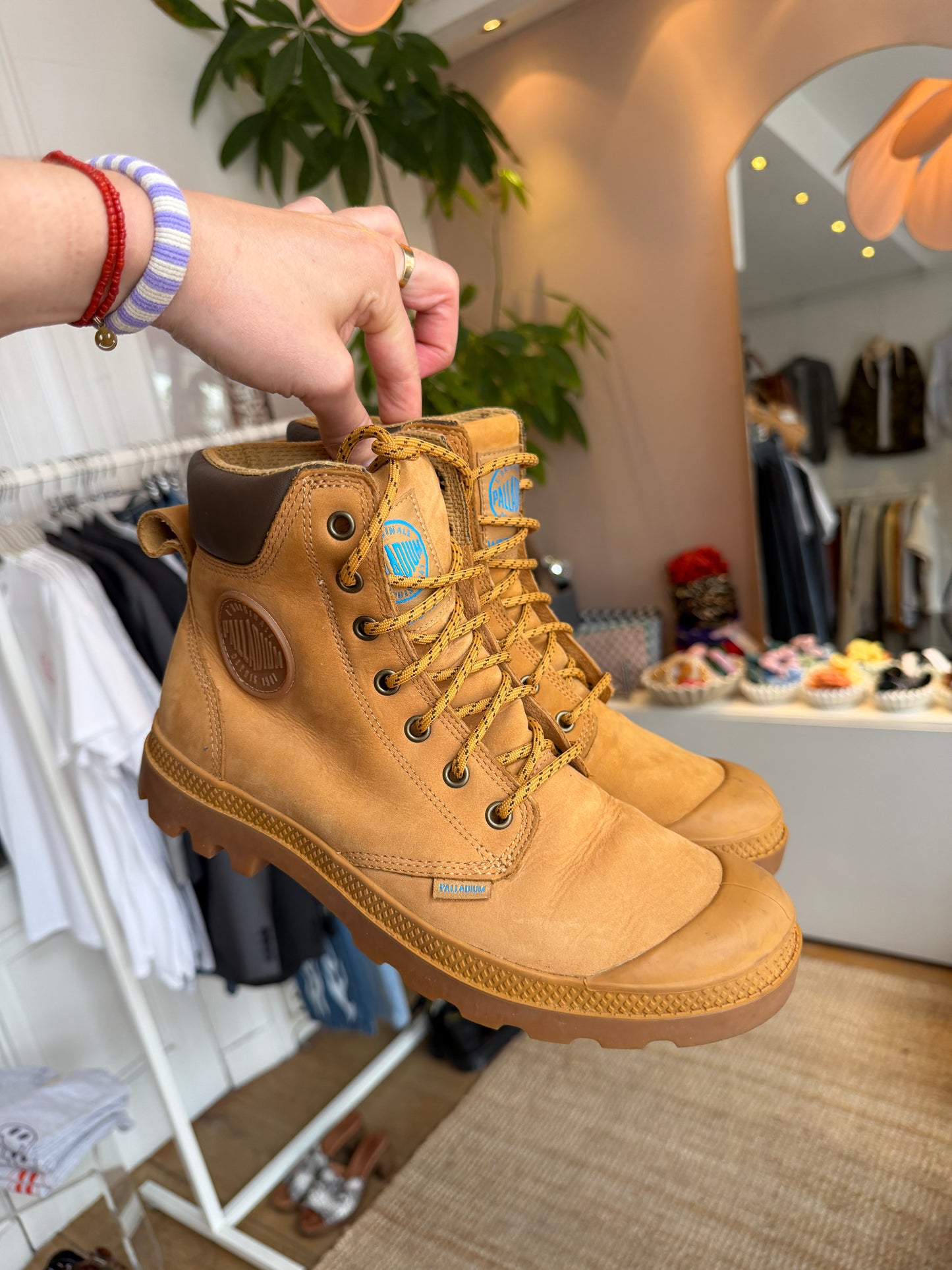 Palladium boots