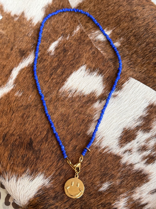 Vintage necklace blue