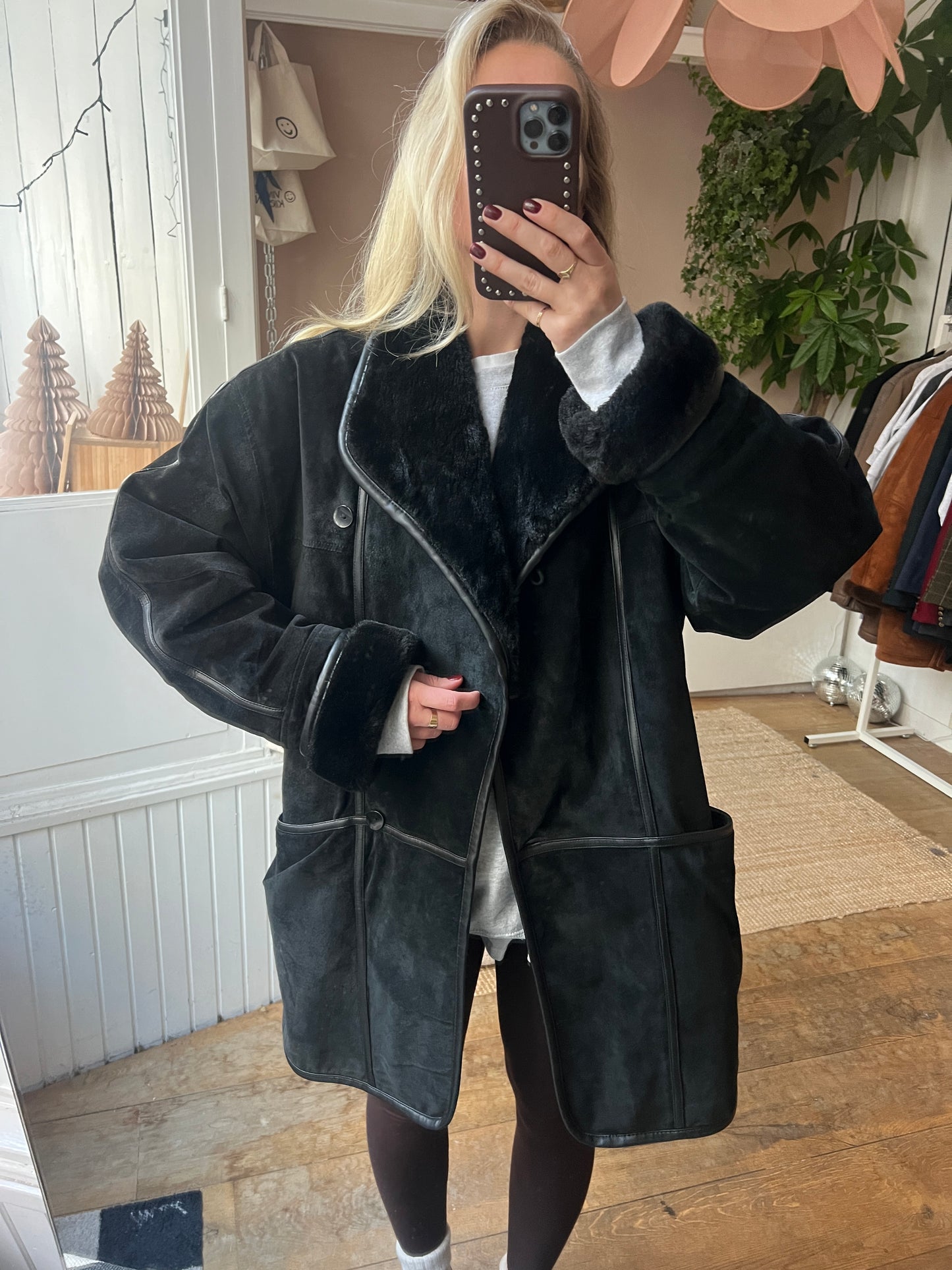 Lammy coat black