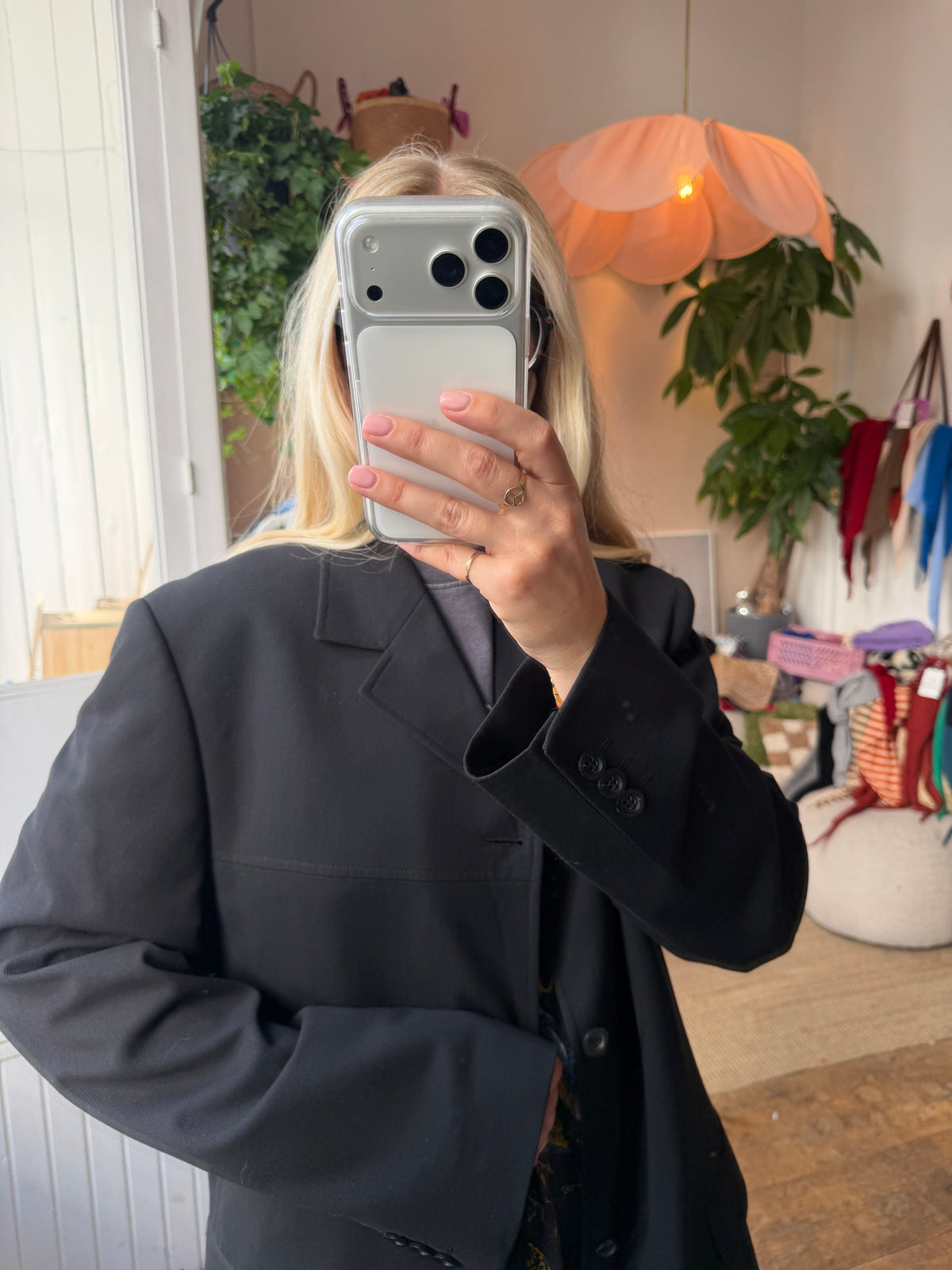Oversized vintage black blazer