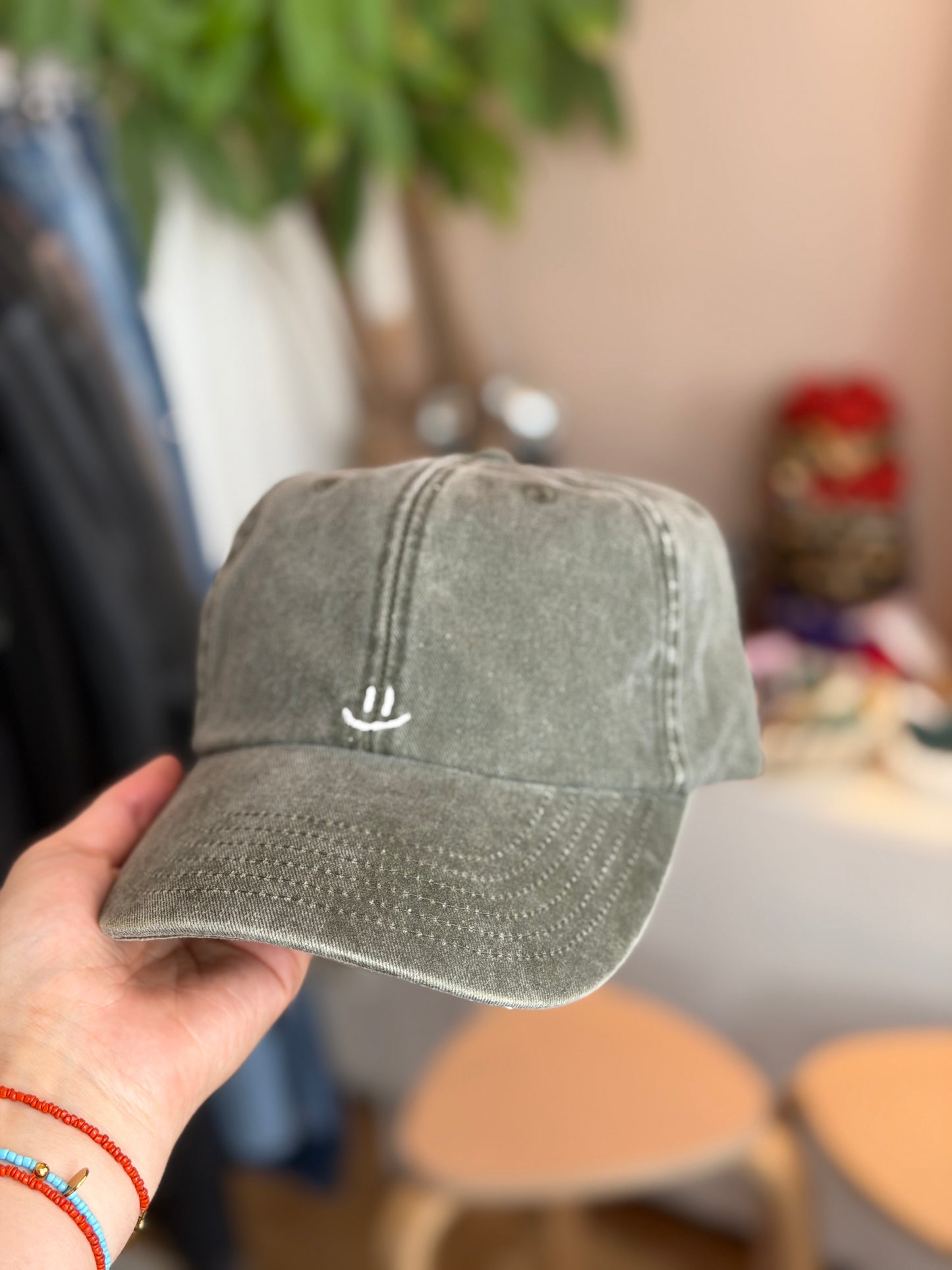 Smiley cap