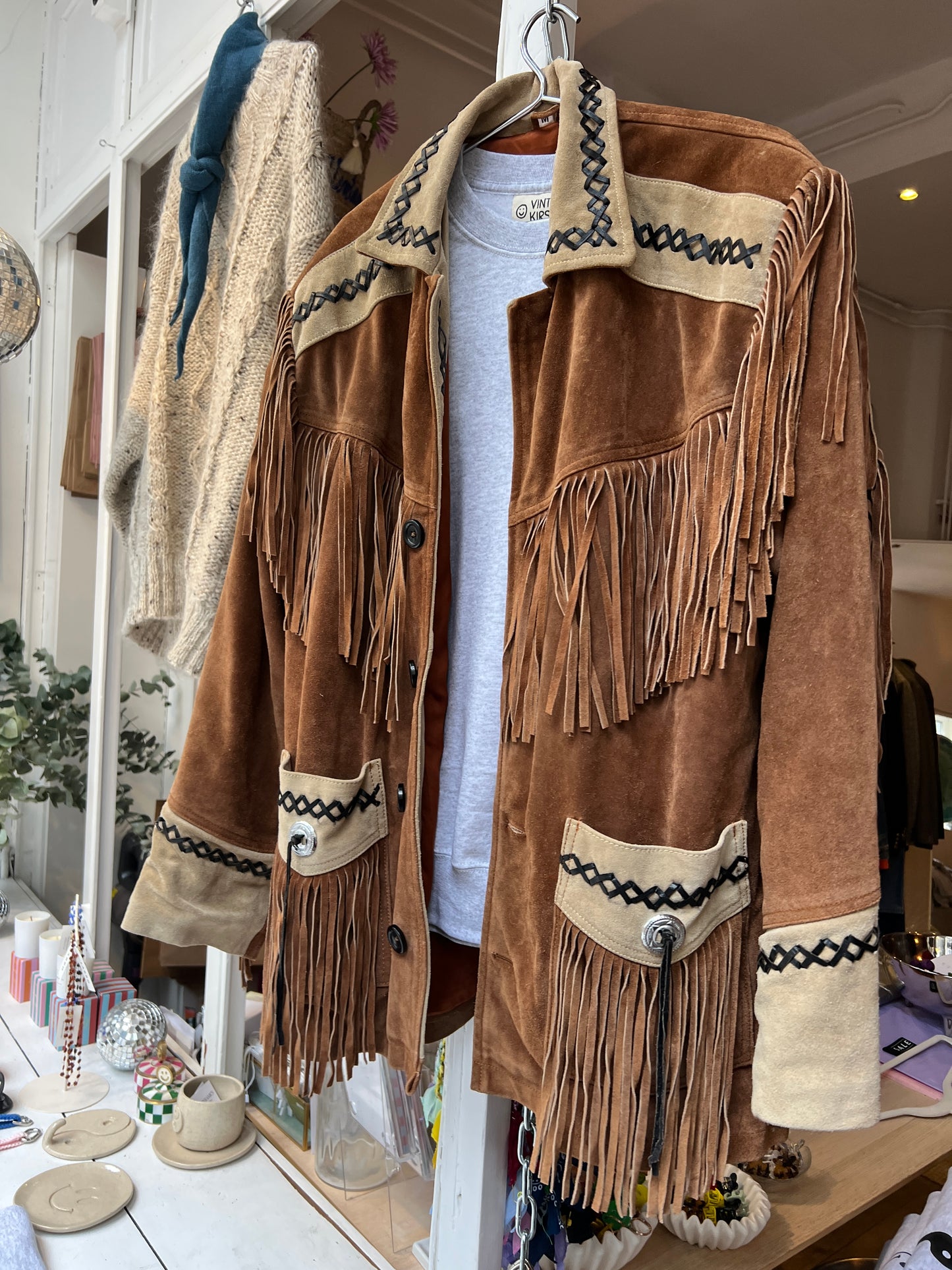 Leather brown fringe jack