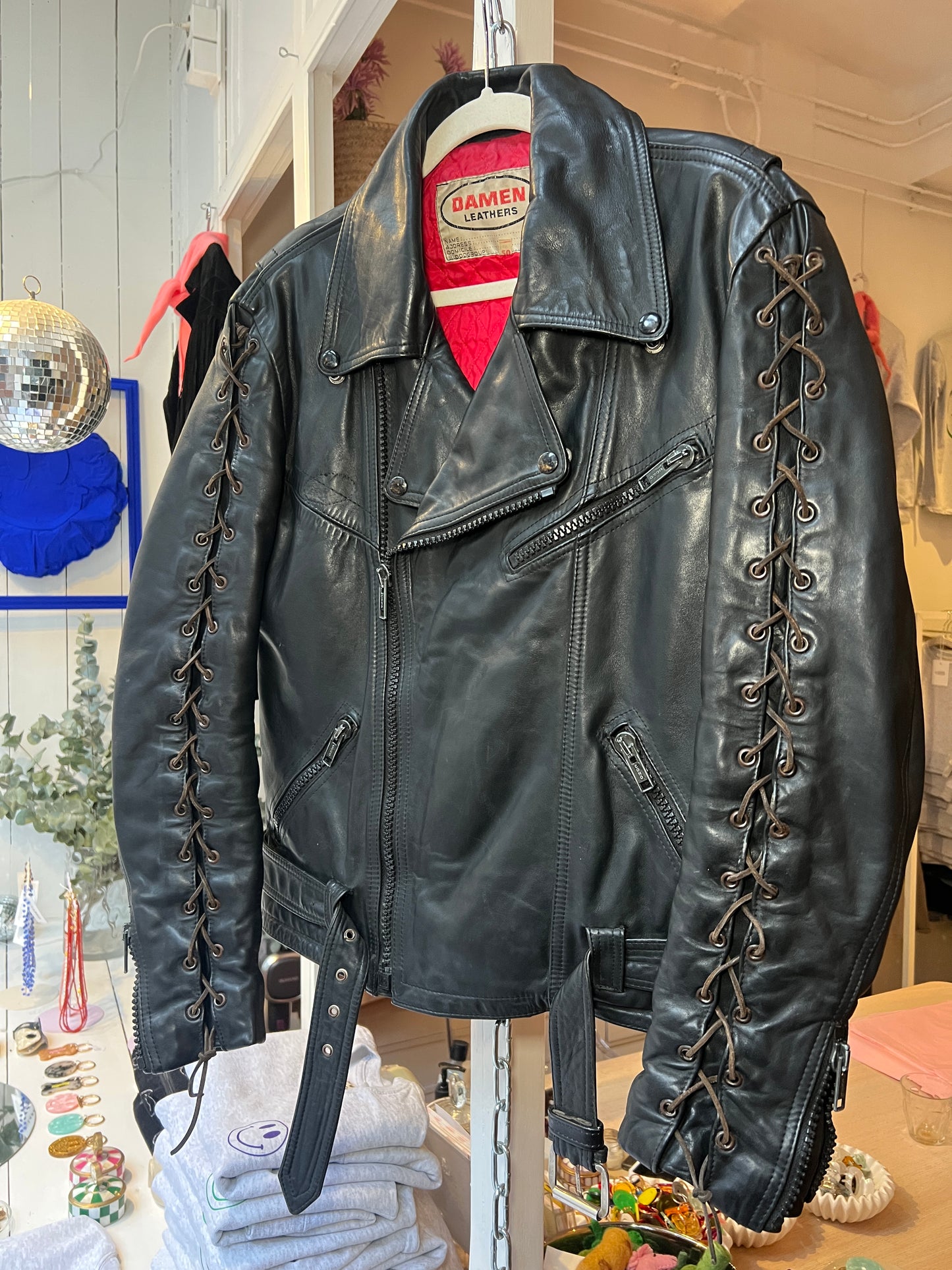 Vintage leather black bikerjack