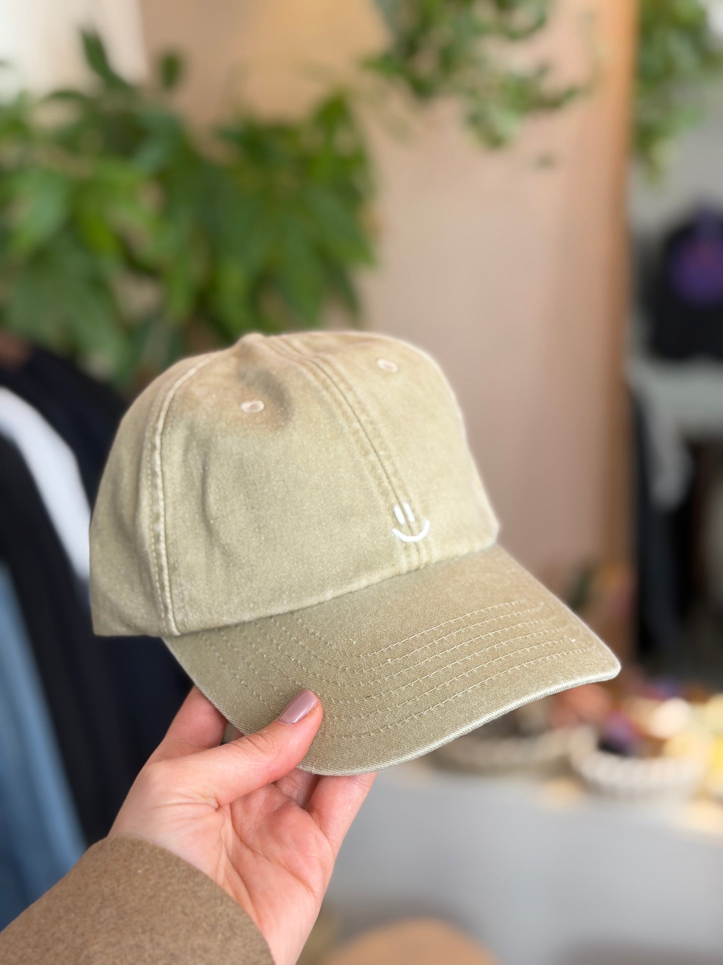 Smiley cap
