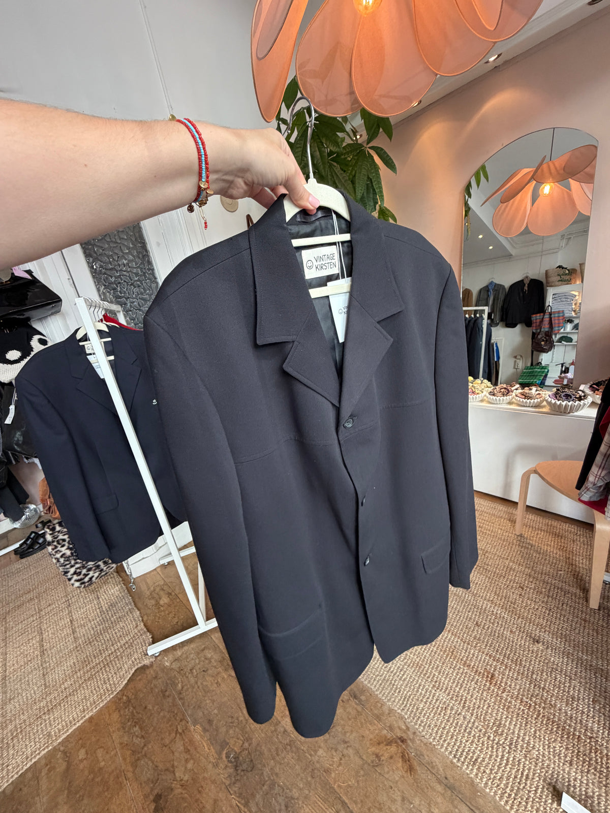 Oversized vintage black blazer