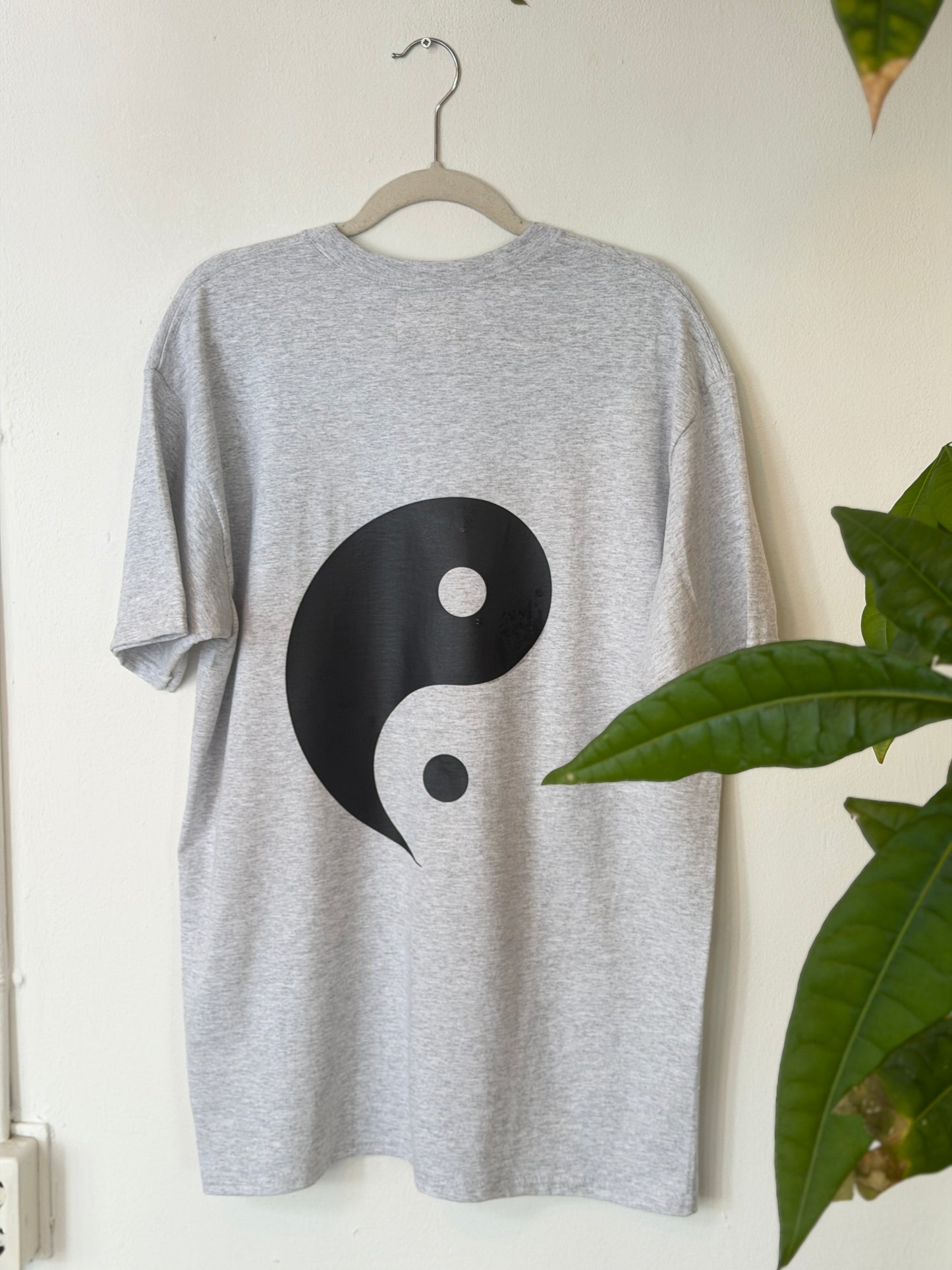 Vintage Kirsten tshirt yin yang
