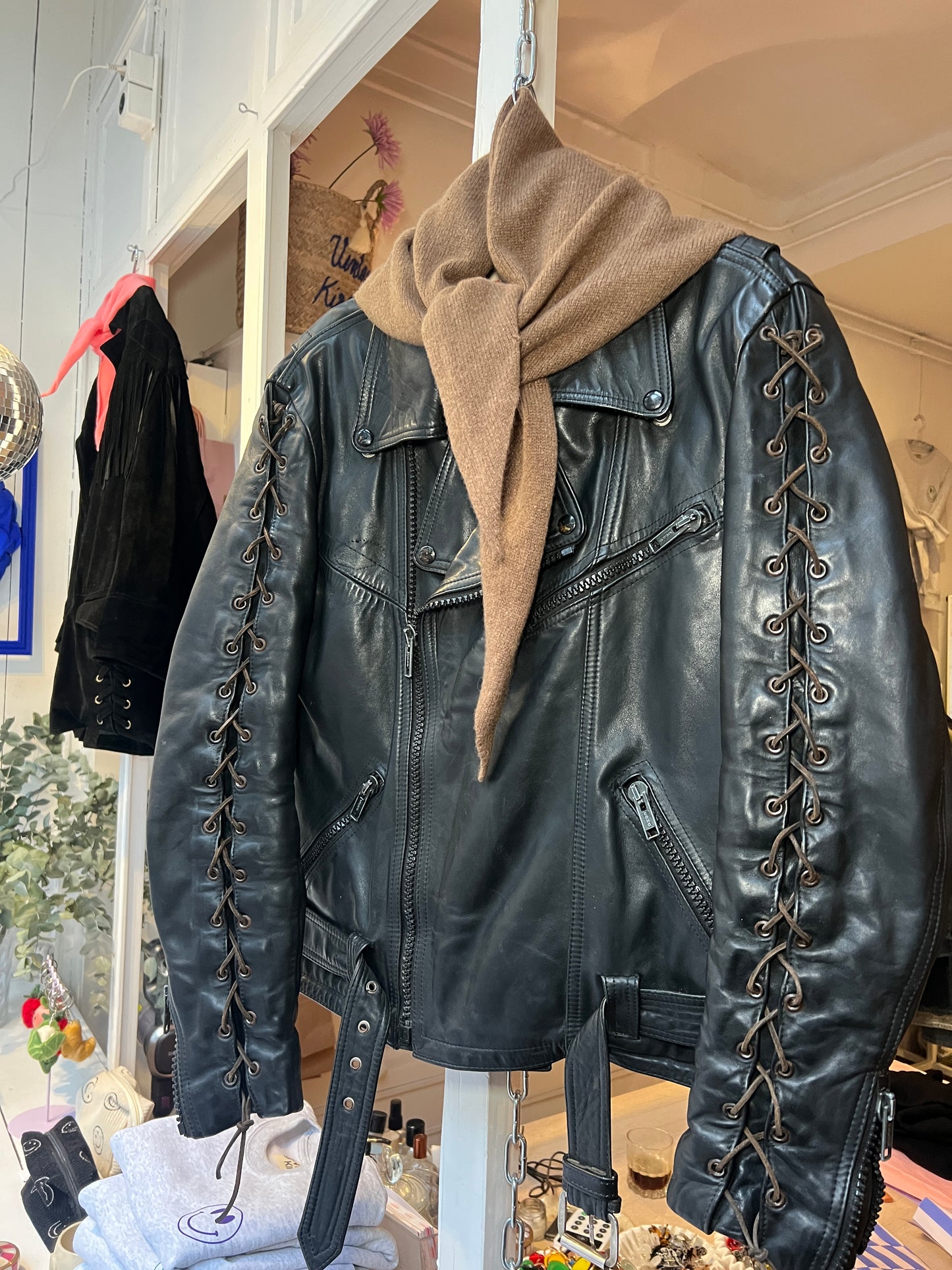 Vintage leather black bikerjack