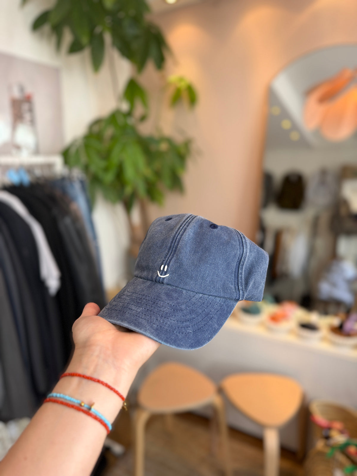 Smiley cap
