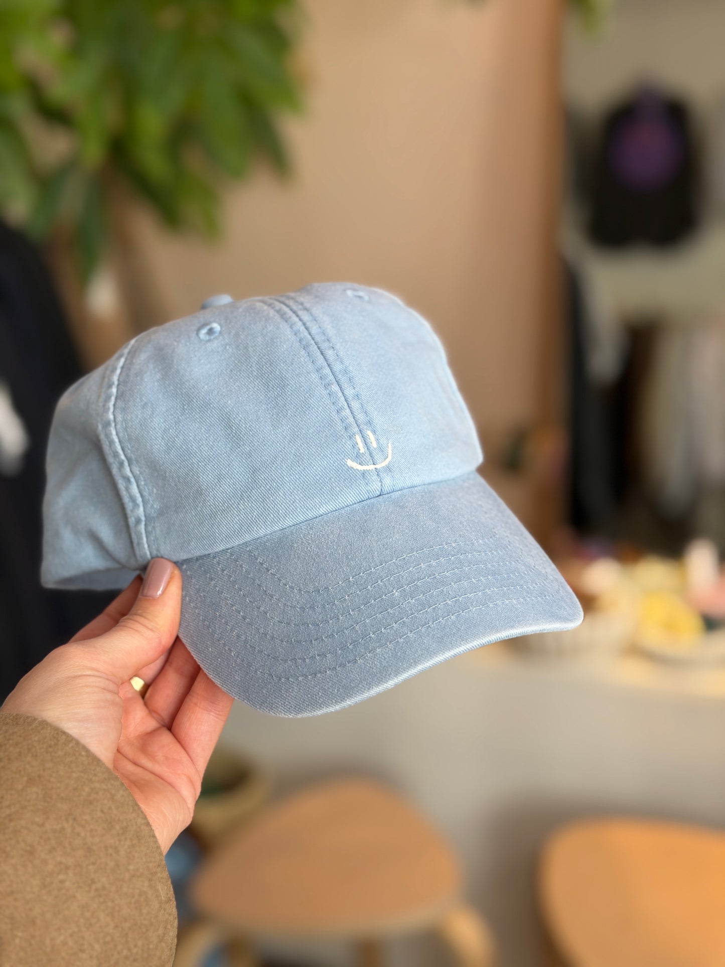 Smiley cap