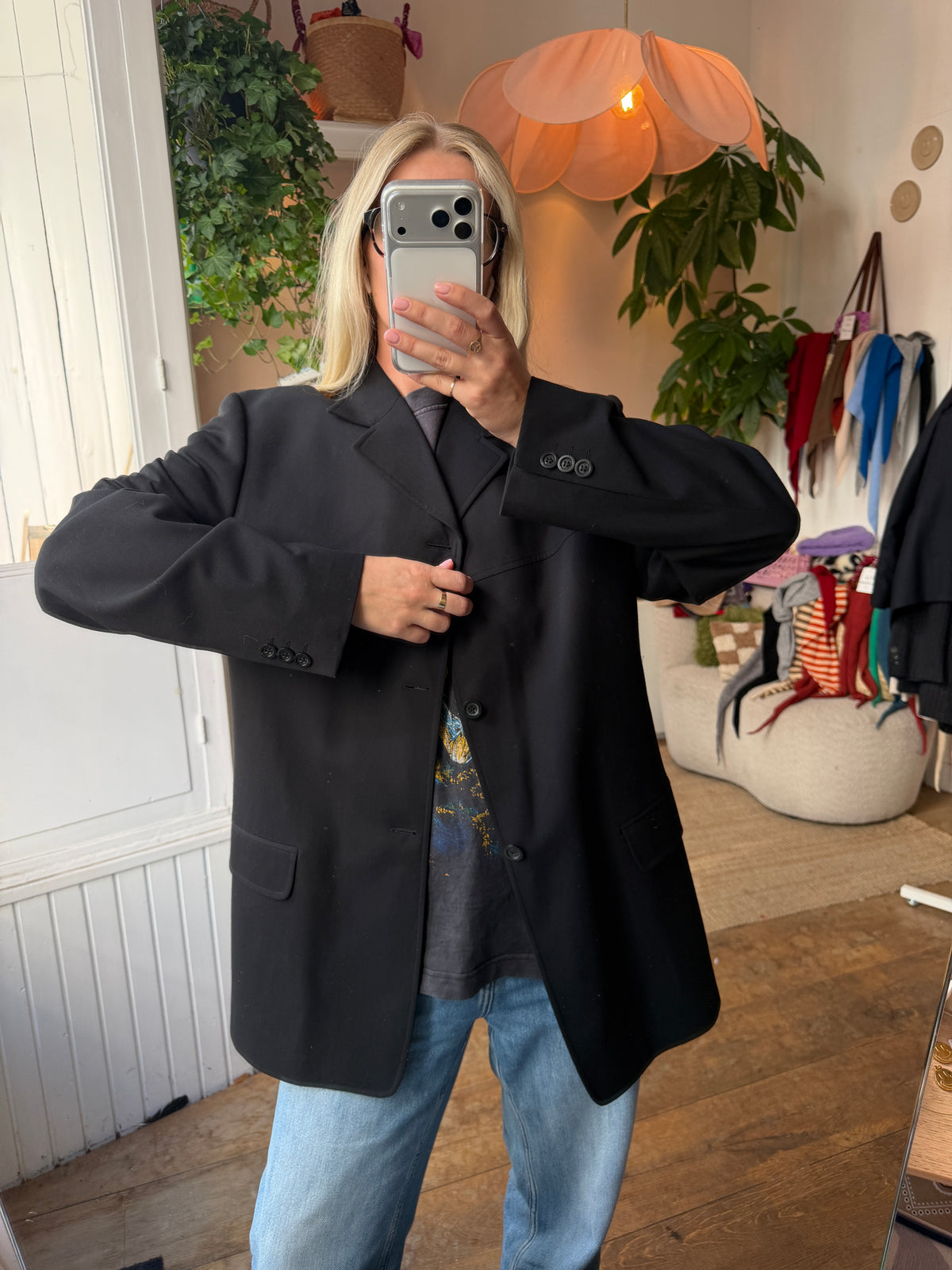 Oversized vintage black blazer