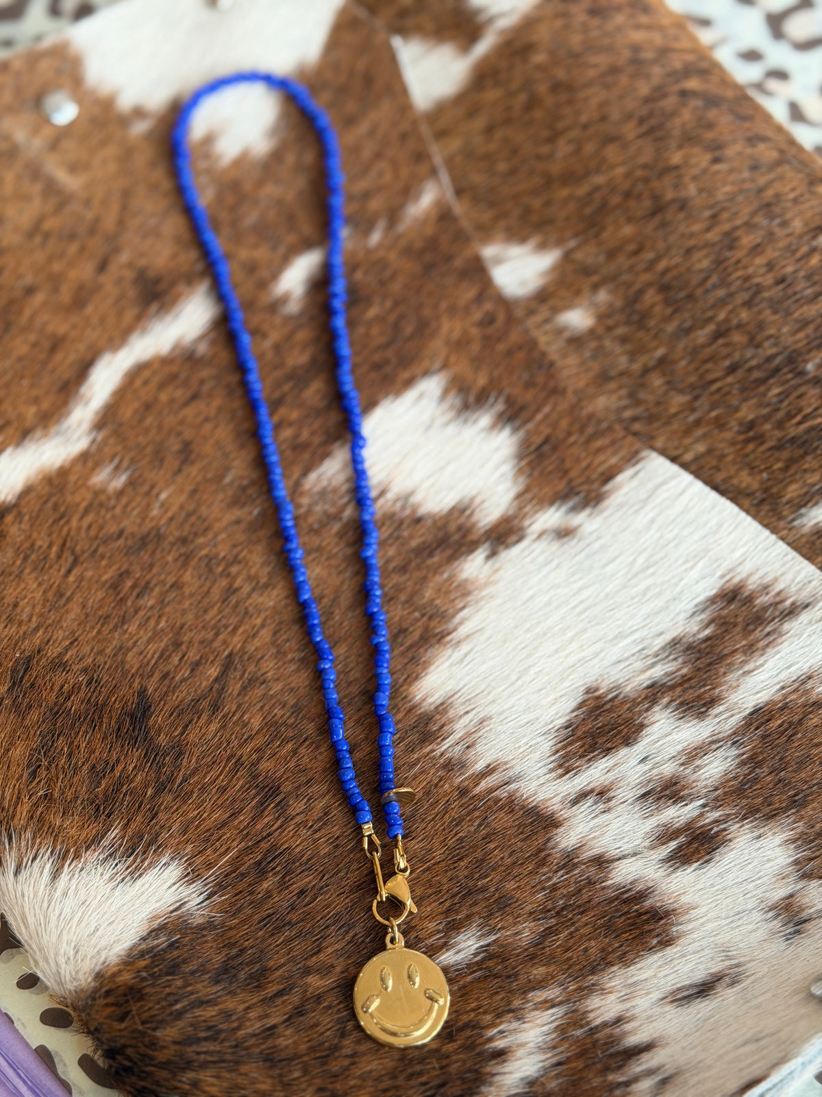 Vintage necklace blue