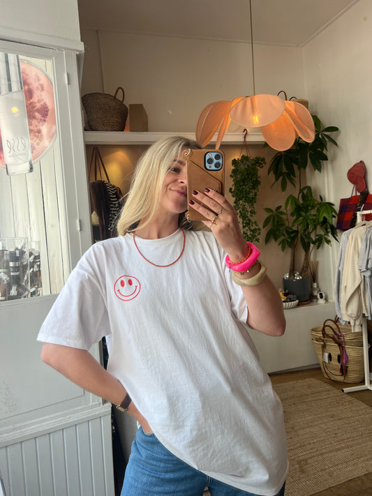 Vintage kirsten smiley tshirt white limited edition